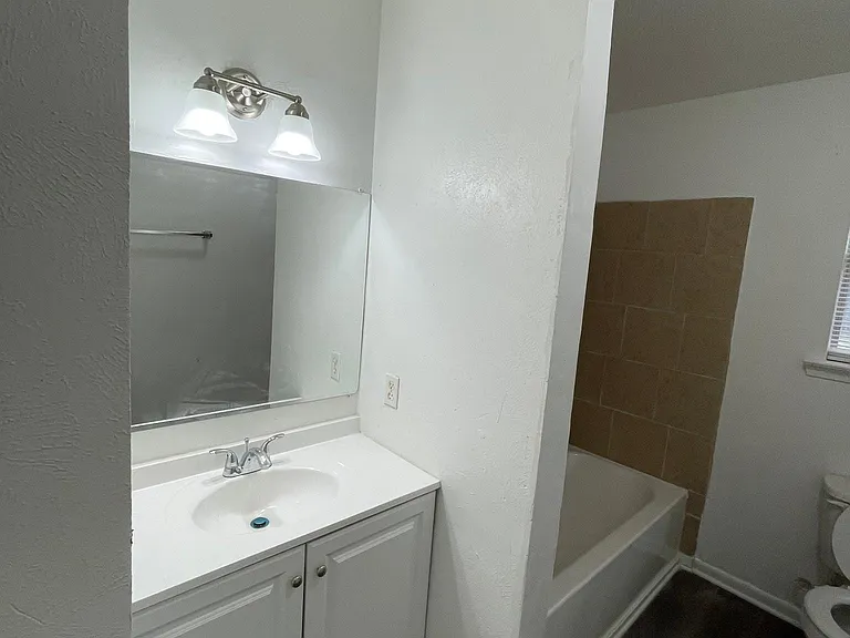 401 E Reunion St — Photo 4