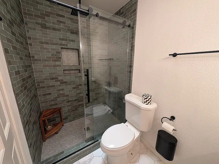 4510 Campus Ave #5 — Photo 19