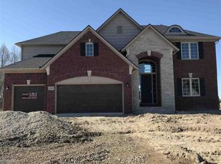 22012 Rio Grande Dr, Macomb, MI 48044