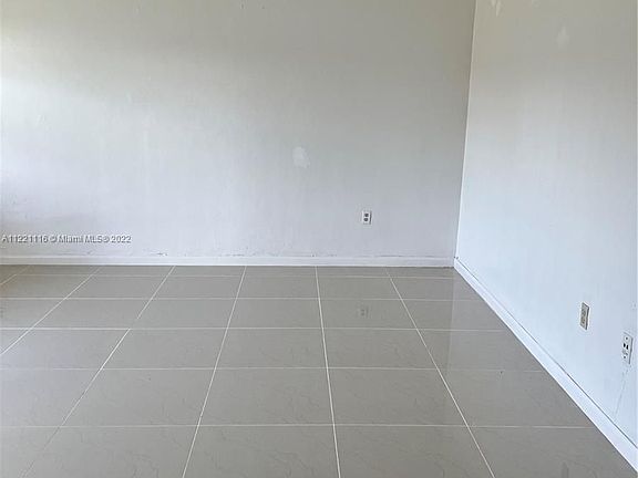5th image of 14990 NE 5th Ct #2
