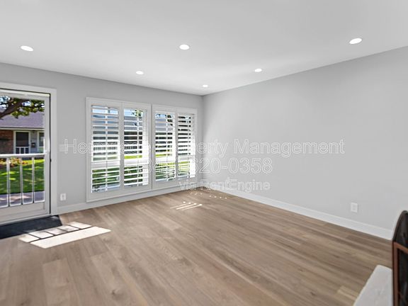 3rd image of 1199 E 1st St