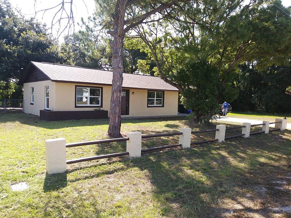 1st image of 2702 Dolphin Dr
