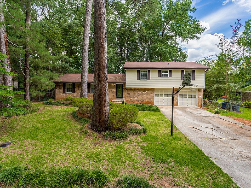 1st image of 2226 SE King Forest Dr