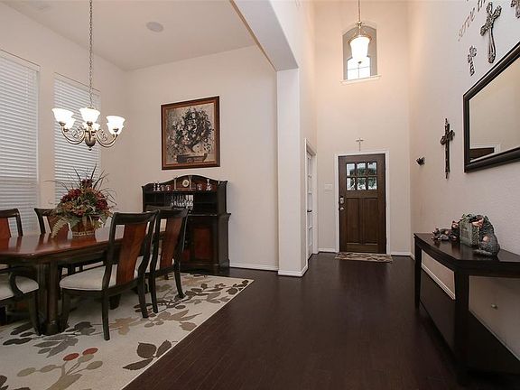 Dining room and foyer