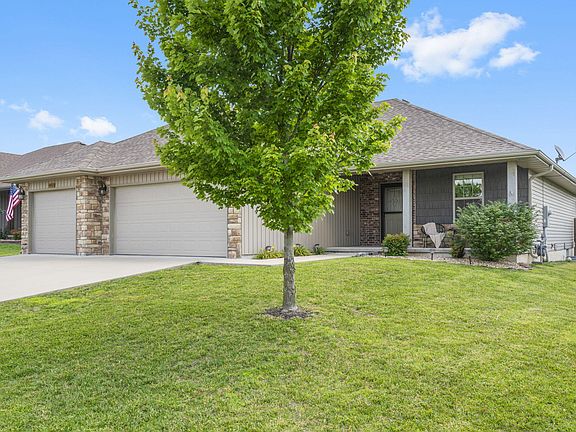 4th image of 1942 S Trinidad Drive