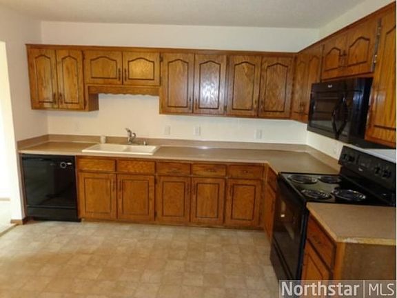 3rd image of 510 Clover Leaf Pkwy NE