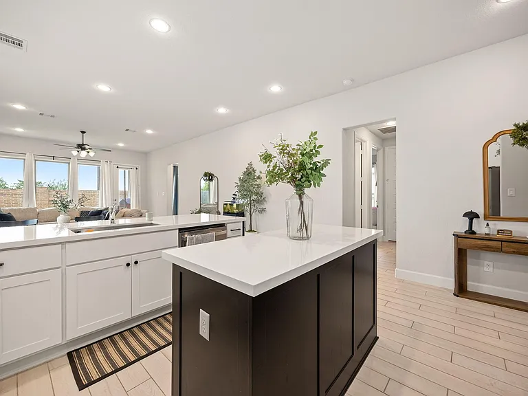 8711 Harbor Pines Dr — Photo 18