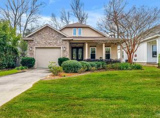 1649 E Hatton St, Pensacola, FL 32503