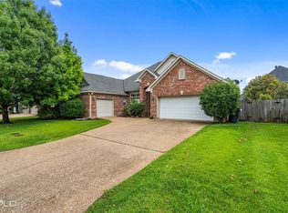 8005 Captain Mary Miller Dr, Shreveport, LA 71115