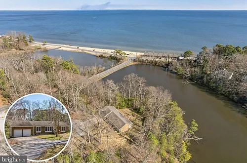 525 Clubhouse Dr Photo 1