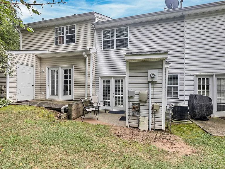 3722 Winborne Ln — Photo 27