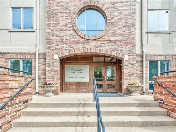 4949 Wornall Rd APT 203, Kansas City, MO 64112