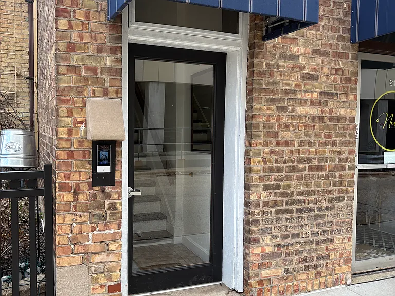 216 Main St #B — Photo 25