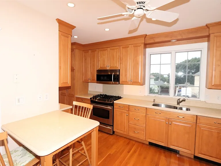 51 Matchett St #2 — Photo 8