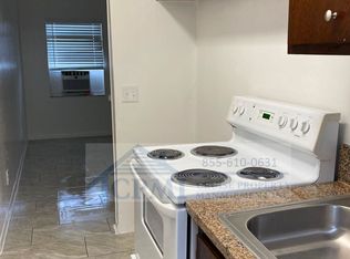 Affordable Downtown WPB 2/1 without the Downtown Price Steps Away From it ALL!! $995 Sec Dep spec..., West Palm Beach, FL 33401