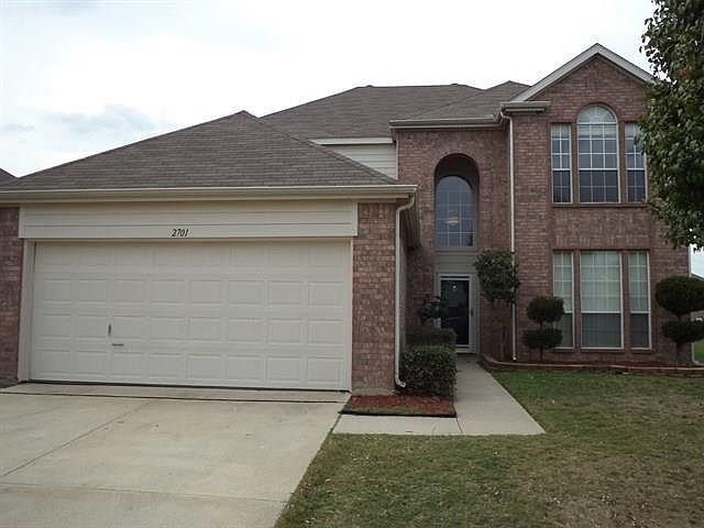 1st image of 2701 Wandering Oak Dr