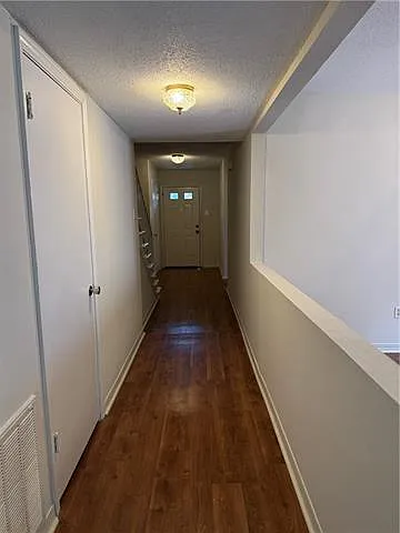 3807 Canterbury Ln — Photo 12