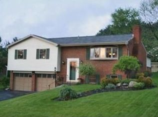 3104 Hemlock Dr, Allison Park, PA 15101