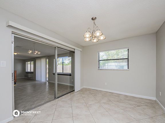 5th image of 5699 Kingsgate Dr