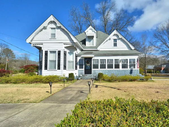 209 N Main St, Columbiana, AL 35051