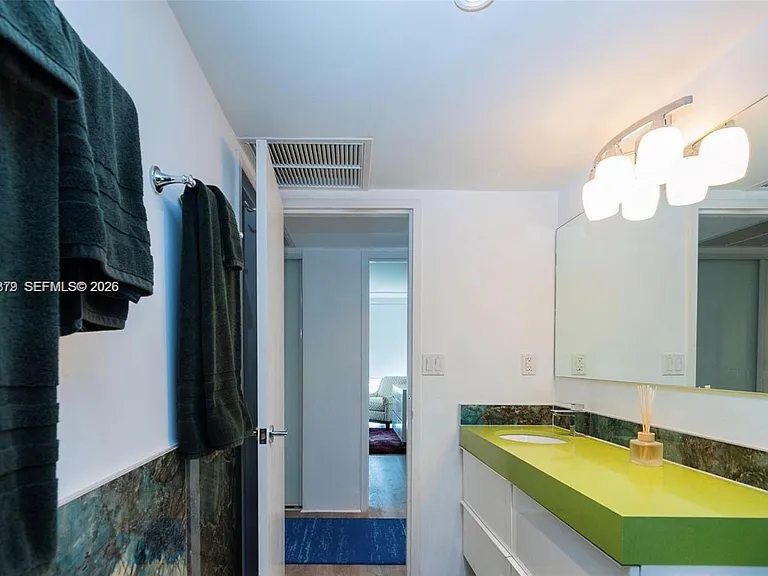 900 Bay Dr #224 — Photo 14