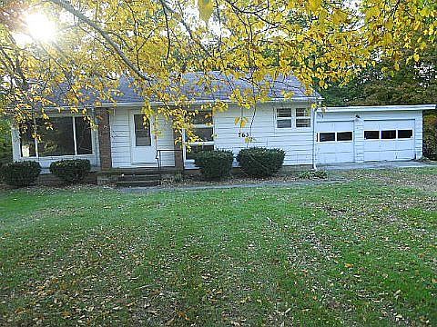 1st image of 763 N County Road 600 E