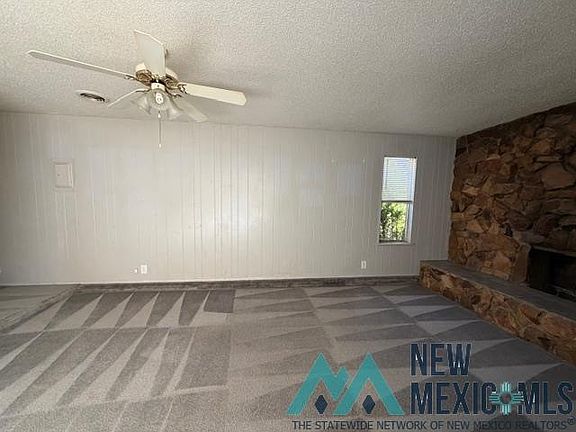 4th image of 620 Circle Dr