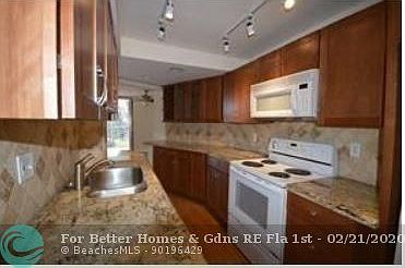 2nd image of 1101 River Reach Dr APT 312