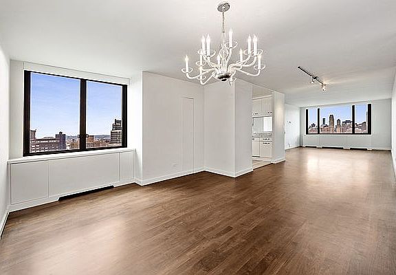 3rd image of 115 E 87th St #32DE