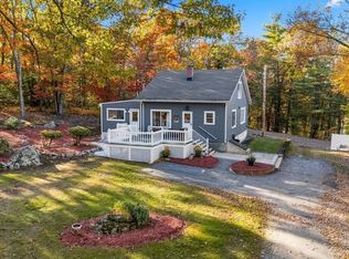 9 Burnham St, Wilmington, MA 01887