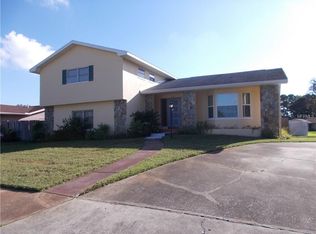 12021 93rd St, Largo, FL 33773