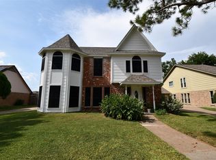 14706 W Bend Dr, Houston, TX 77082