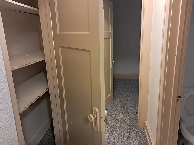 5709 W Burnham St #7 — Photo 6