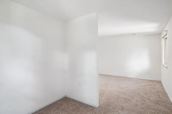 18709 Walkers Choice Rd #5 — Photo 14