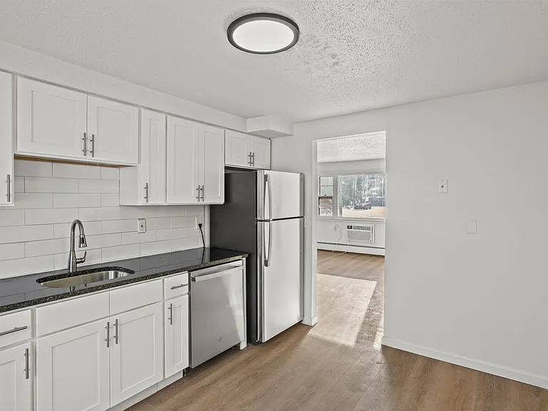Timberlane Estates — Photo 17