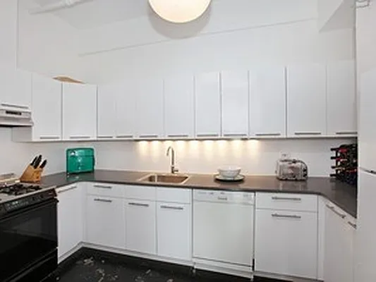 Sold by Corcoran | media 8