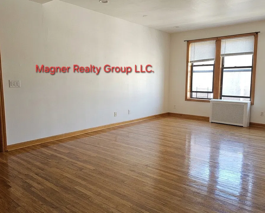 98 Gelston Ave #2B