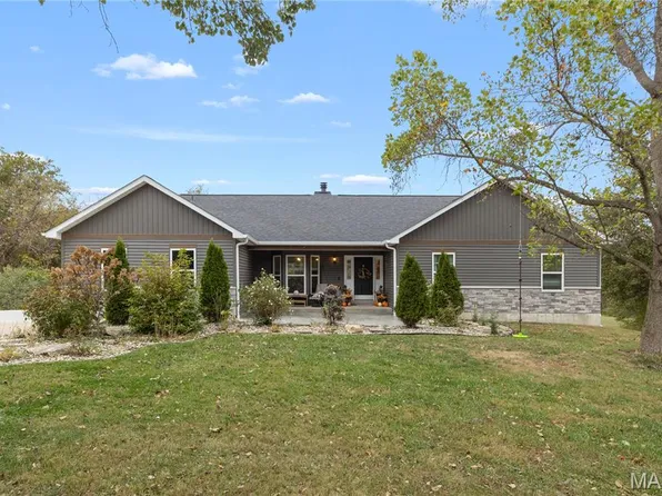 1813 Travis Ct, Foristell, MO 63348