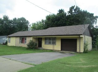 190 Booten Ave, Lebanon, MO 65536