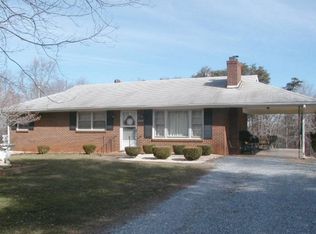248 Ivy Creek Rd, Altavista, VA 24563