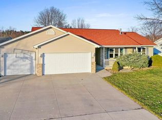 1662 Rachel Ln, Appleton, WI 54913