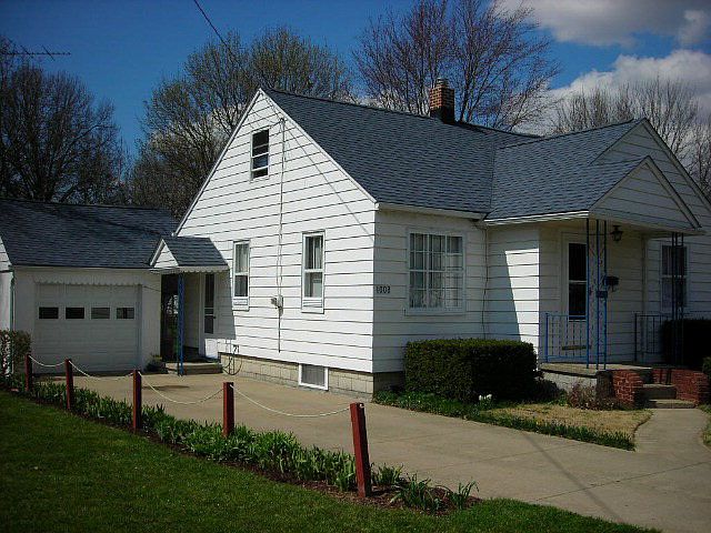 1st image of 1008 Masters Ave