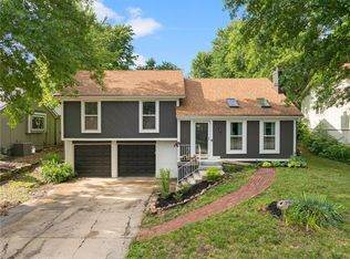 10202 W 50th Ter, Merriam, KS 66203