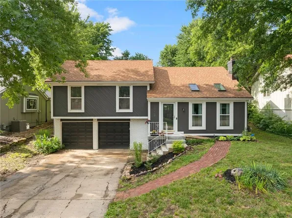 10202 W 50th Ter, Merriam, KS 66203