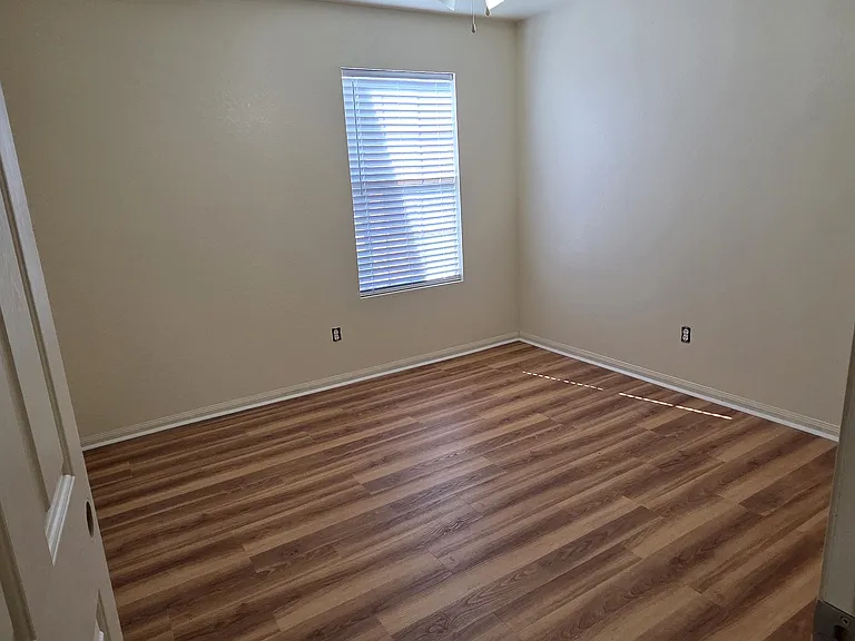 5109 Coach Stop Dr — Photo 14