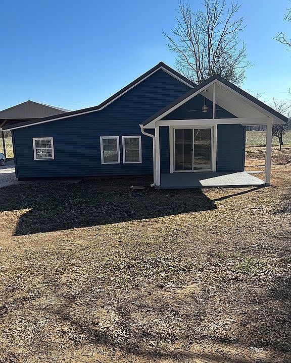 1st image of 2905 Montgomery Rd SE