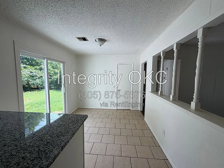 3506 N Peniel Ave — Photo 3