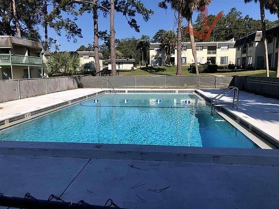 4th image of 2325 W Pensacola St APT 106