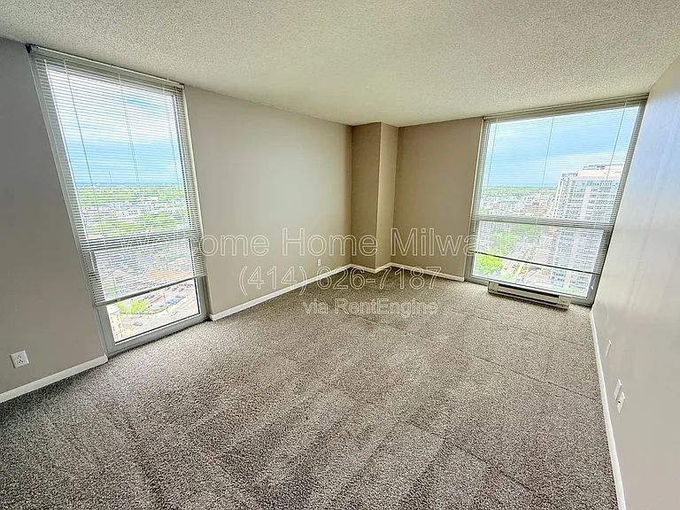 1660 N Prospect Ave #2702 — Photo 5