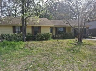 351 Huntsman Dr, Goose Creek, SC 29445
